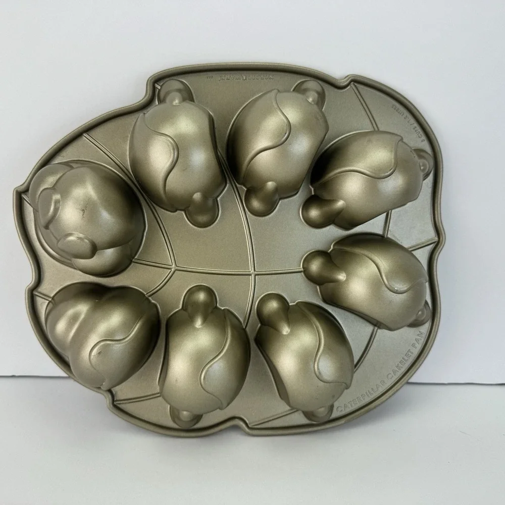 Nordic Ware‎ Caterpillar Cakelet Cake Pan Mold Non Stick Cast Aluminum